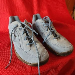 Ryka Blue Suede Women's size 8.5 athletic walking shoes